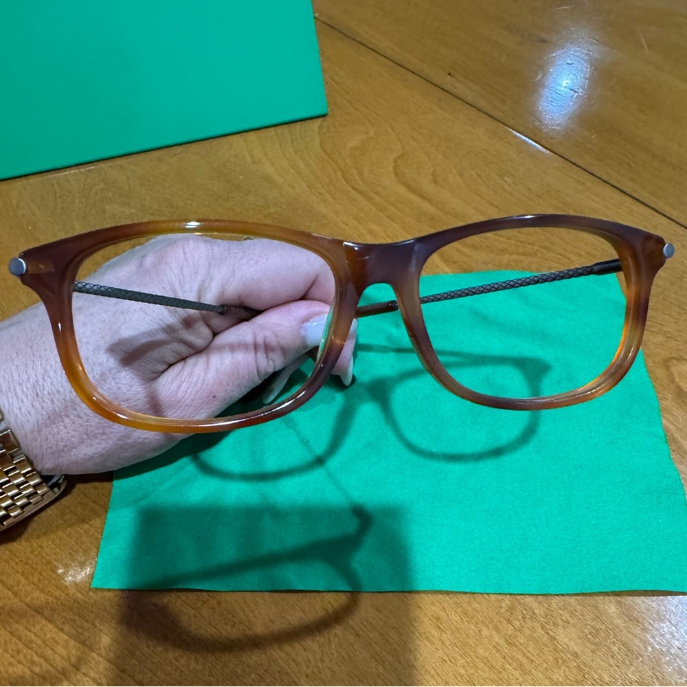 Bottega Veneta brown tortoise glasses frames (no lenses)
BV0187O